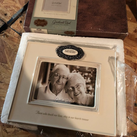 Frame - Picture 1 of 1